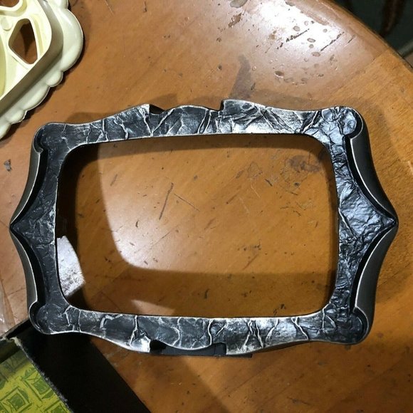 WALL MOUNT TOOTHBRUSH TUMBLER HOLDER AMEROCK CARRIAGE HOUSE ANTIQUE ENGLISH - Picture 3 of 6